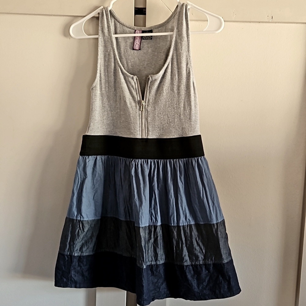 Girls L denim skirt dress w/grey bodice, never worn